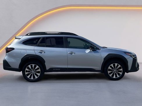 Used 2024 Subaru Outback Limited image 8