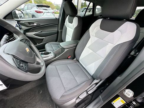 New 2026 Chevrolet Trax LS image 14
