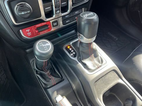 Used 2019 Jeep Wrangler Unlimited Rubicon image 11