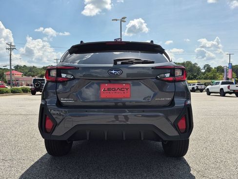 Used 2024 Subaru Crosstrek 2.5i Limited w/ Crosstrek Mirror Package AWD/4WD image 4