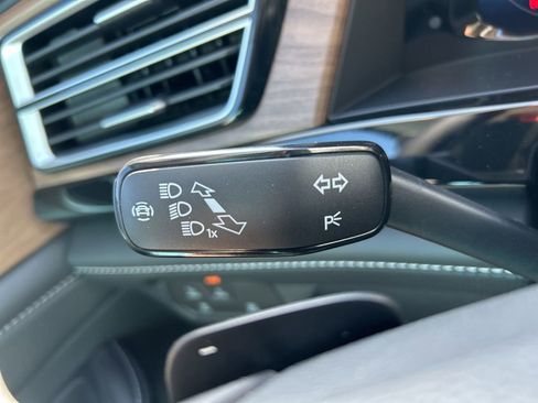 New 2026 Volkswagen Atlas SE image 29