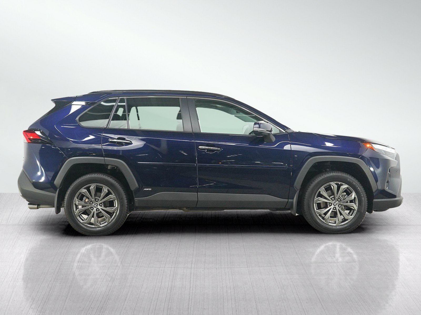 Used 2023 Toyota RAV4 Limited AWD/4WD image 7