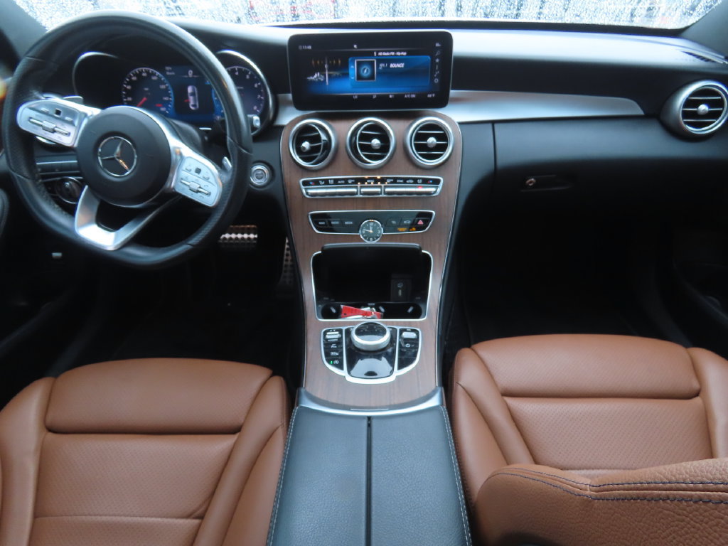 Used 2020 Mercedes-Benz C 300 Sedan image 7