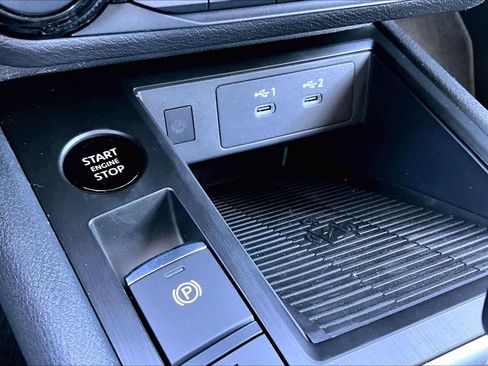 New 2026 Nissan Kicks SV image 18