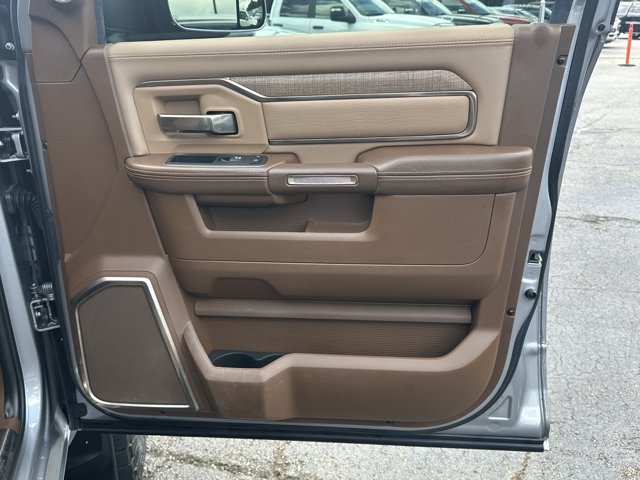 Used 2019 RAM 3500 Limited AWD/4WD image 15
