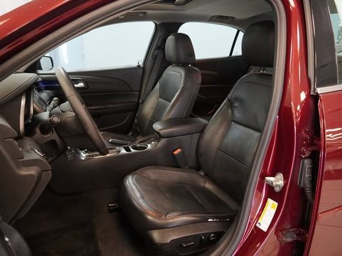 Used 2015 Chevrolet Malibu LT w/ Leather Package image 5