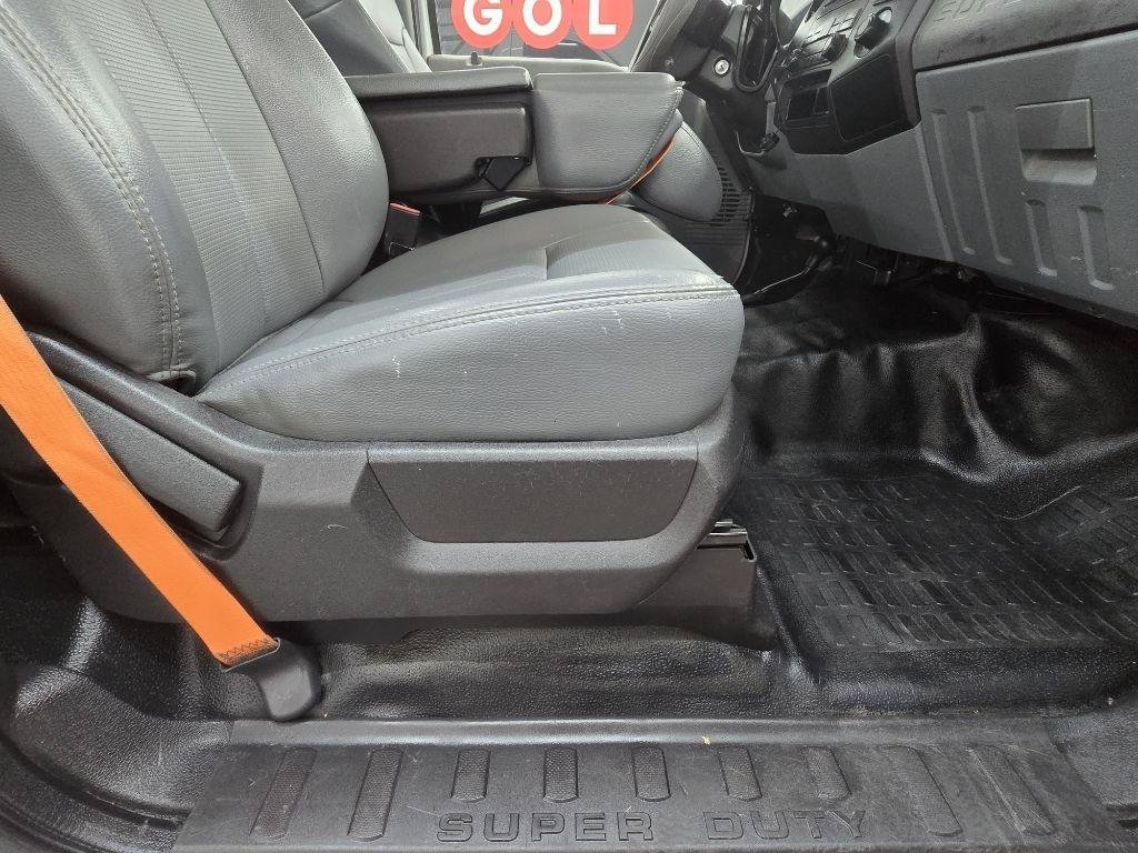 Used 2015 Ford F250 XL AWD/4WD image 14