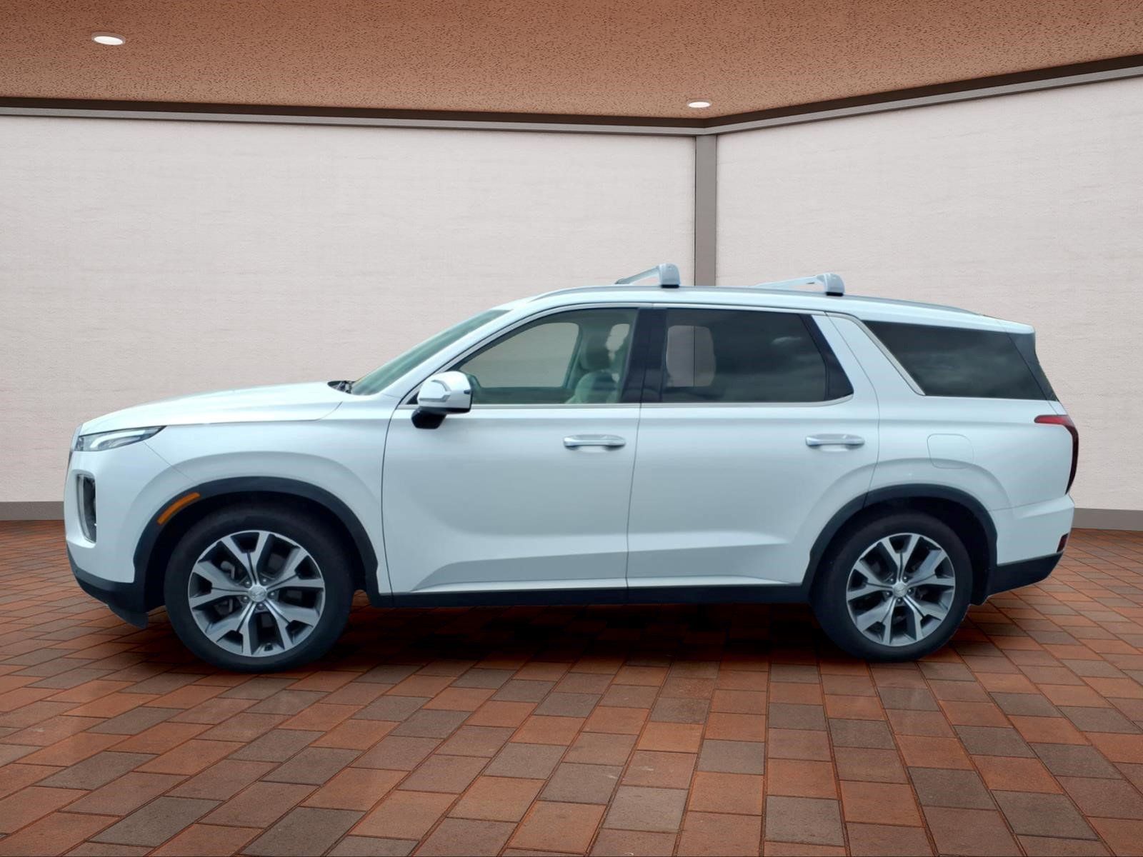 Used 2022 Hyundai Palisade SEL w/ 8P Bench Seat Package AWD/4WD image 5