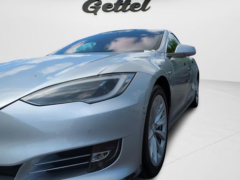 Used 2018 Tesla Model S 75D AWD/4WD image 27