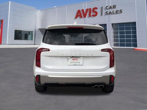 Used 2025 Kia Telluride S image 5