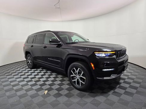 New 2025 Jeep Grand Cherokee L Limited image 1