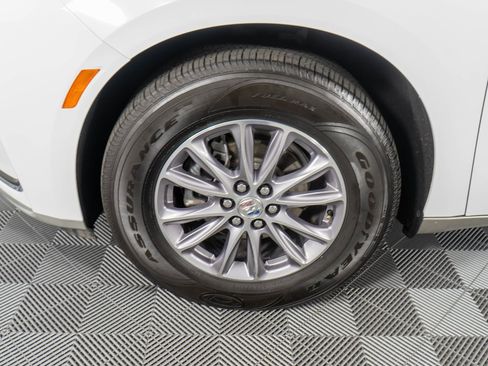 Used 2024 Buick Enclave Premium image 25