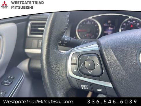 Used 2017 Toyota Camry SE image 13