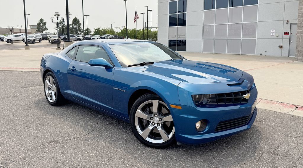 Used 2010 Chevrolet Camaro SS w/ RS Package RWD image 2