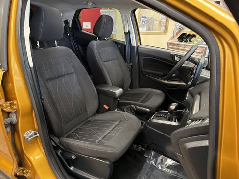 Used 2021 Ford EcoSport SE image 19