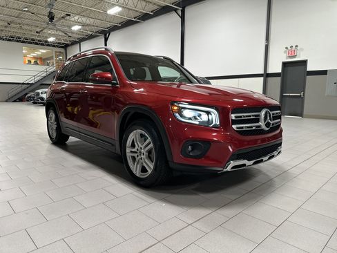 Certified 2023 Mercedes-Benz GLB 250 4MATIC image 7