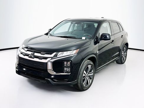 Used 2025 Mitsubishi Outlander Sport ES image 3