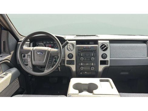 Used 2011 Ford F150 XLT w/ XLT Chrome Pkg AWD/4WD image 12