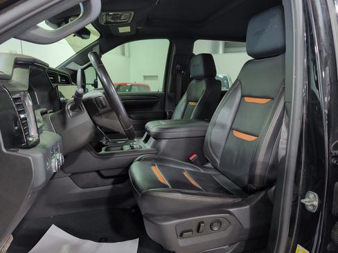Used 2024 GMC Sierra 2500 AT4 w/ AT4 Premium Plus Package AWD/4WD image 7