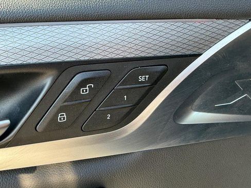 Used 2019 BMW X3 xDrive30i w/ M Sport Package 2 AWD/4WD image 17