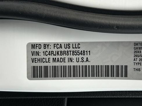 New 2026 Jeep Grand Cherokee L Limited w/ Limited Altitude Package AWD/4WD image 30