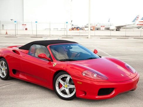 Used 2004 Ferrari 360 Spider image 5