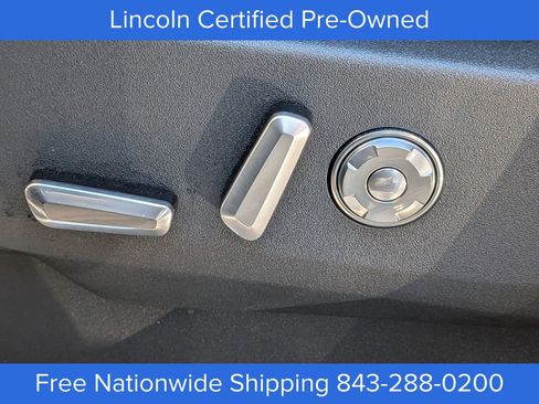 Certified 2025 Lincoln Navigator Reserve image 22