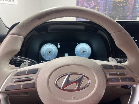 Used 2023 Hyundai Palisade Limited w/ Cargo Package image 13
