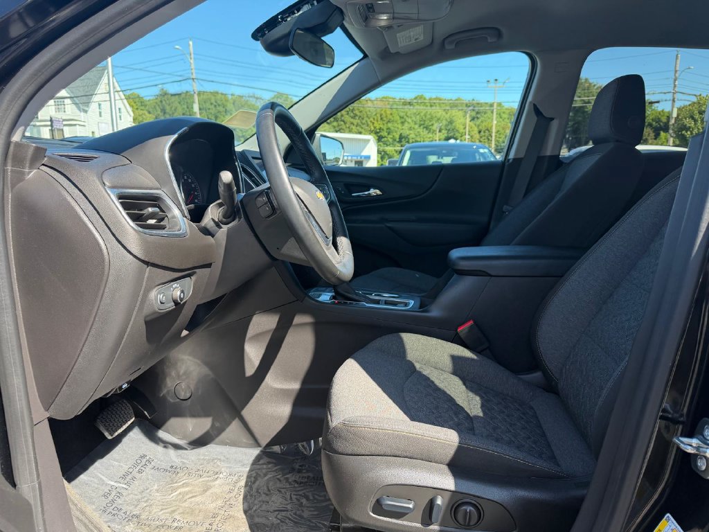 Used 2024 Chevrolet Equinox LT AWD/4WD image 9