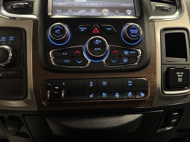 Used 2015 RAM 2500 Laramie AWD/4WD image 32