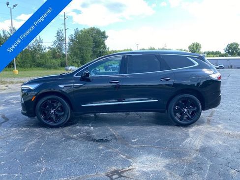 Used 2024 Buick Enclave Essence w/ Sport Touring Edition FWD image 3