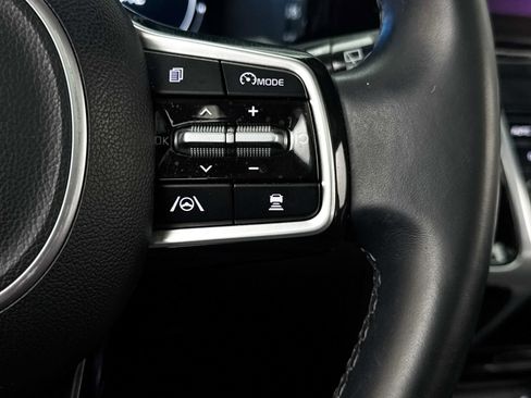 Certified 2023 Kia Sorento SX image 37