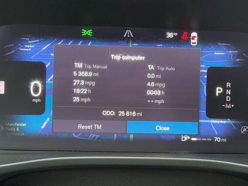 Certified 2023 Volvo XC40 B5 Ultimate w/ Protection Package Premier image 20