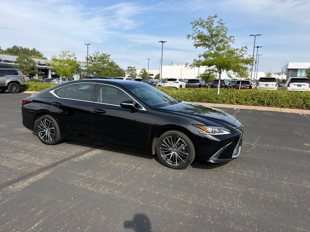 Used 2024 Lexus ES 250 w/ Premium Package AWD/4WD image 17