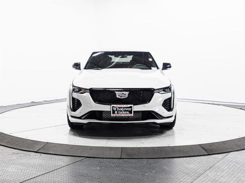 Used 2022 Cadillac CT4 V w/ LPO, ONYX Package image 2