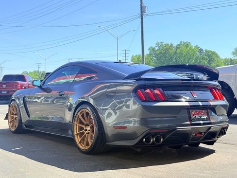 Used 2019 Ford Mustang Shelby GT350R w/ GT350R Equipment Group 920A image 14