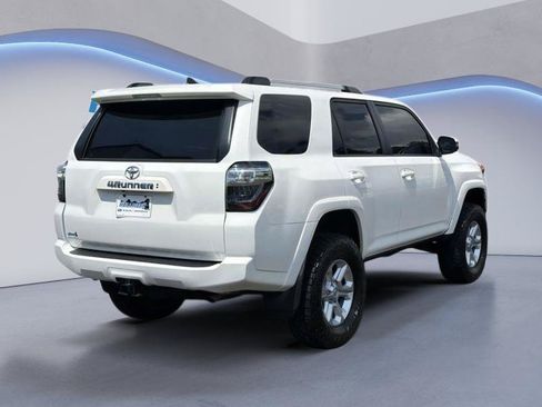 Used 2021 Toyota 4Runner SR5 Premium w/ Moonroof Package AWD/4WD image 8