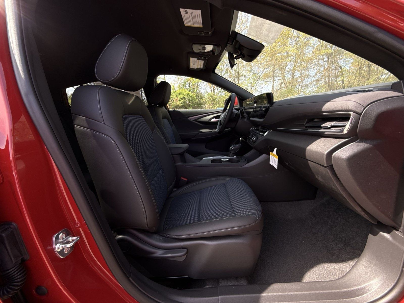 New 2026 Buick Envista Sport Touring w/ Convenience I Package FWD image 25