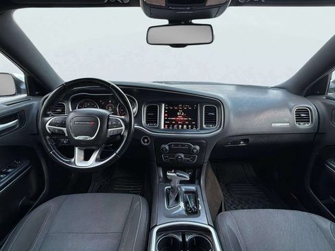 Used 2016 Dodge Charger SXT AWD/4WD image 9