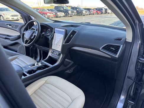 Used 2024 Ford Edge SEL image 28