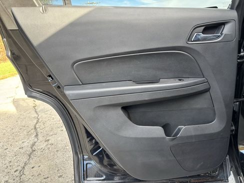 Used 2017 GMC Terrain SLE image 21