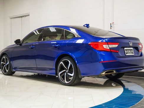 Used 2018 Honda Accord Sport image 34