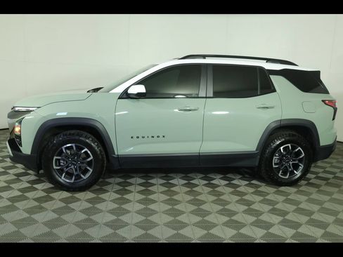 Certified 2025 Chevrolet Equinox ACTIV w/ Safety and Technology Package AWD/4WD image 18