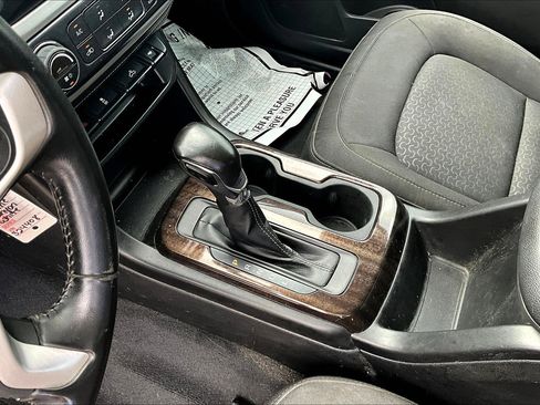 Used 2022 GMC Canyon Elevation AWD/4WD image 15