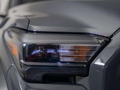 Used 2025 Toyota 4Runner SR5 image 12