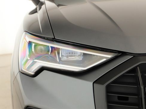 Certified 2025 Audi Q3 2.0T Premium Plus w/ Premium Plus Package image 34