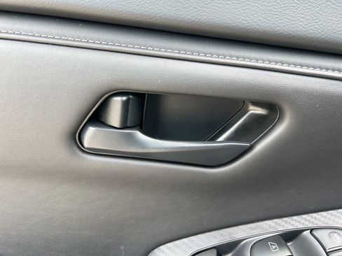 New 2025 Nissan Sentra S image 12