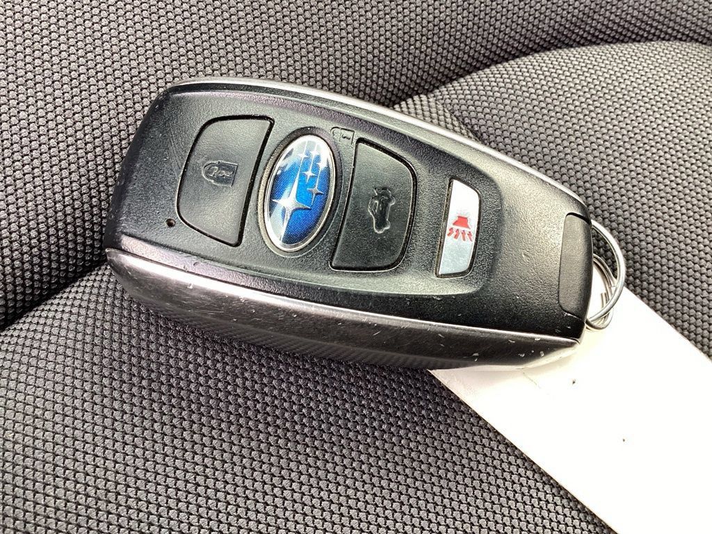 Used 2025 Subaru Crosstrek 2.5i Premium AWD/4WD image 27