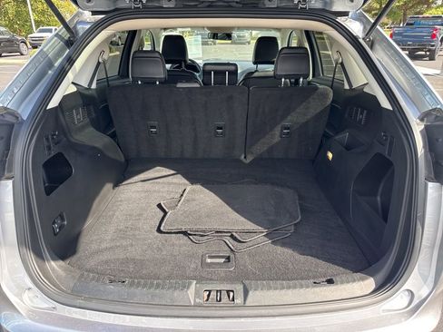 Used 2024 Ford Edge SEL image 16