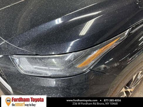Certified 2025 Toyota Highlander XLE image 8